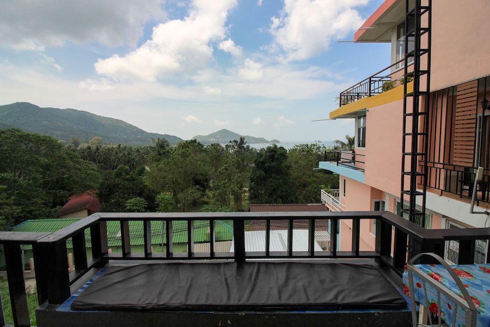 Superior Triple Room with Sea View photo 2
