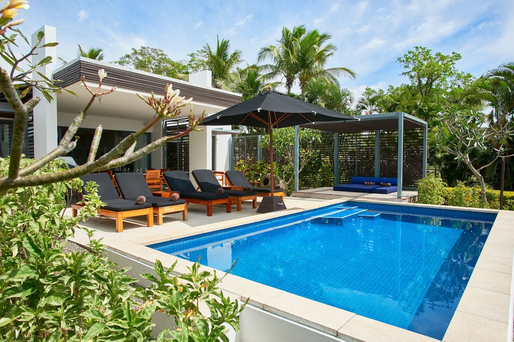 Room, 3 Bedrooms, Private Pool, Beachfront (Residence) - Photo 7