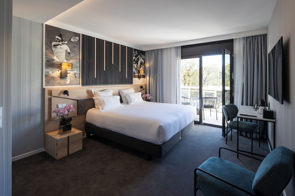 Superior Double or Twin Room - Photo 1
