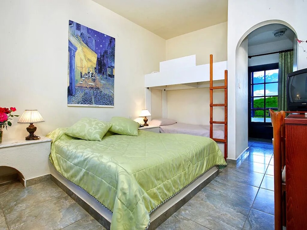 Two Bedroom Sea Collection photo 1