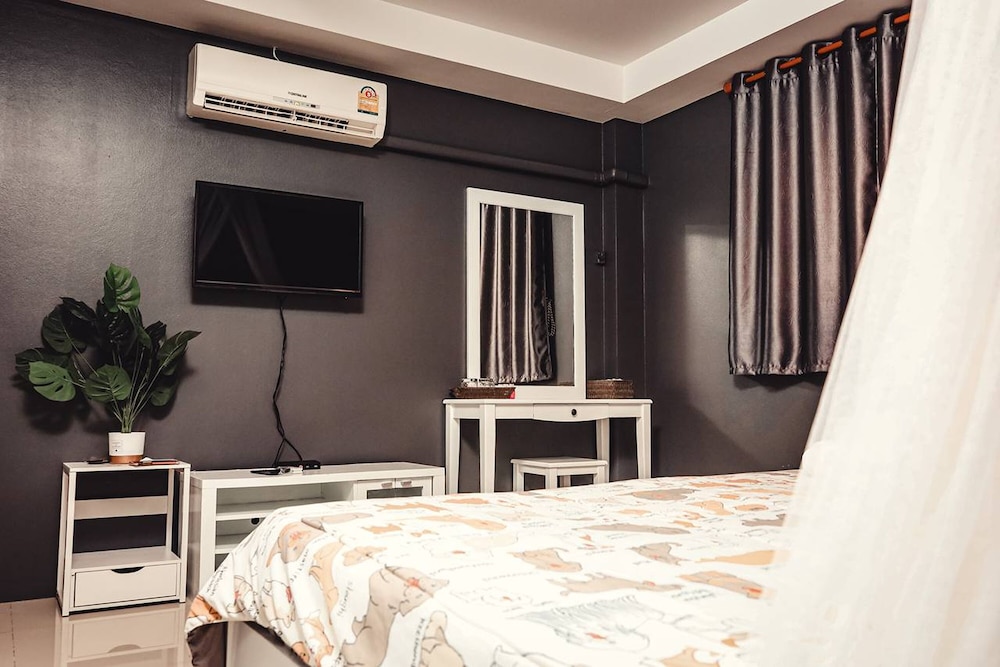 Standard Room - Photo 12