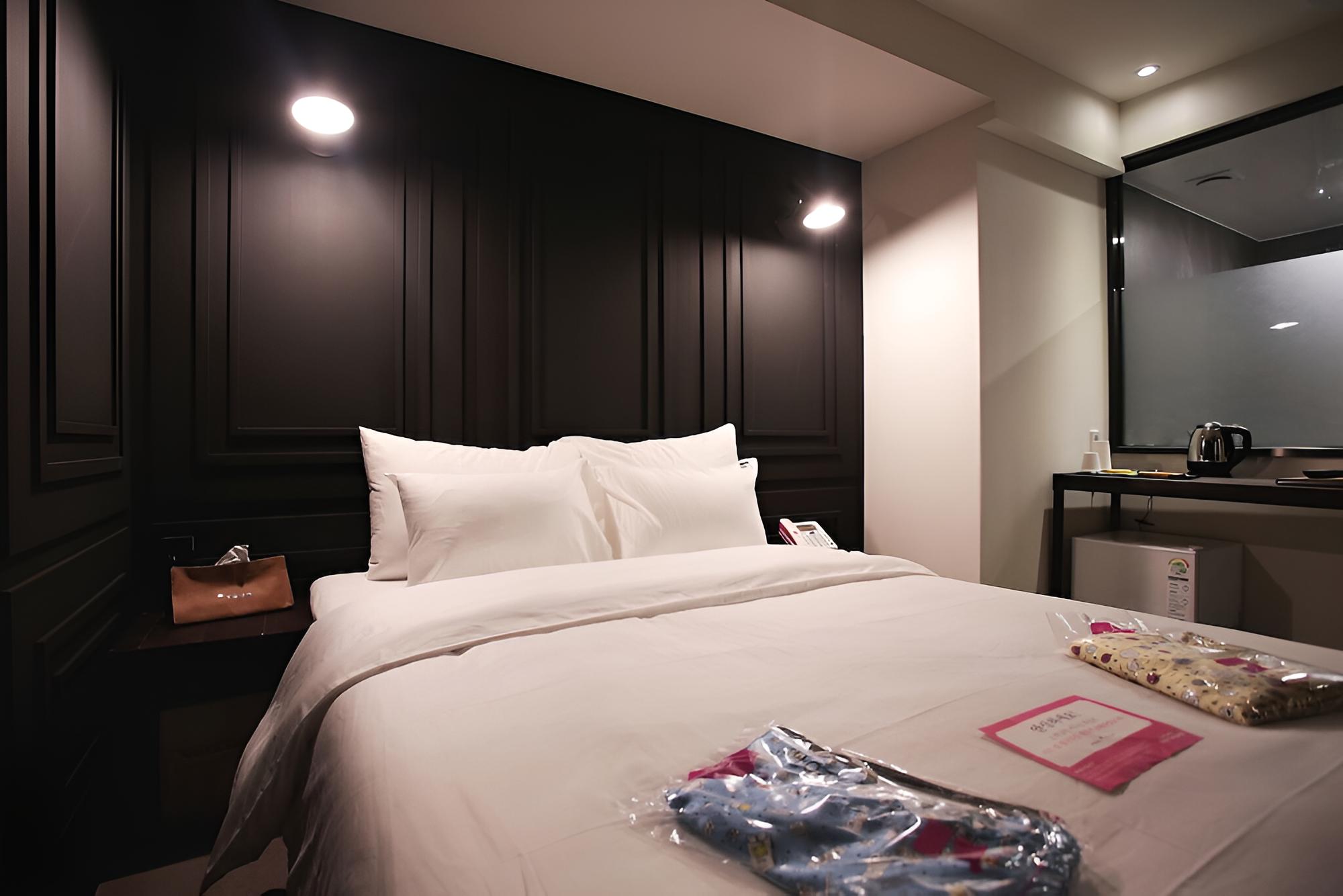 Room (Vip) - Photo 12