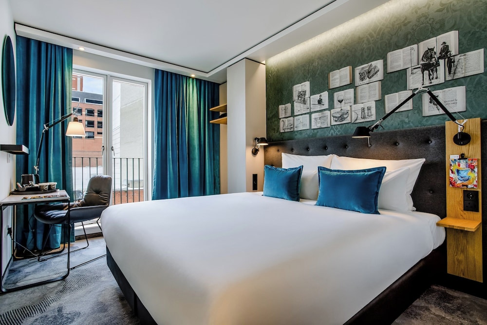 Comfort Room (with a queensize bed) photo 1