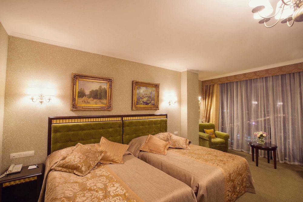 Deluxe Twin Room photo 1