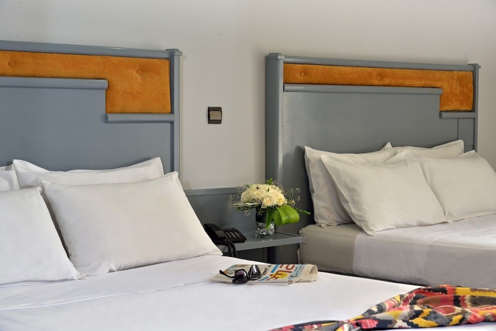Standard Twin Room photo 3