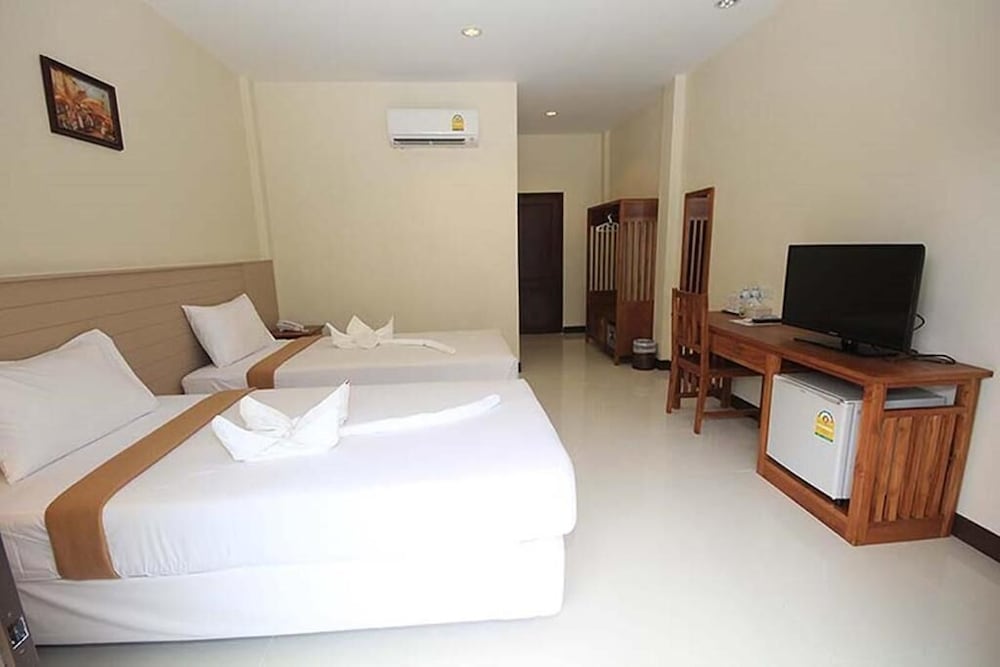Pool Access Twin bed
