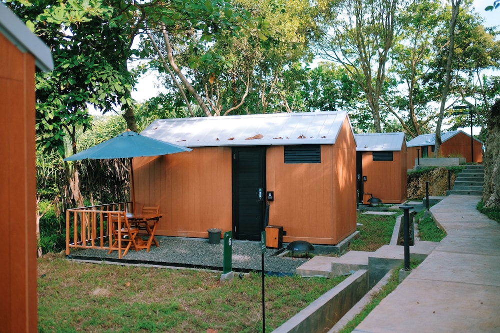 Deluxe Cabin photo 2