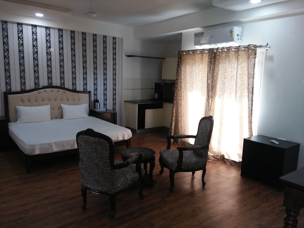 Deluxe Studio, 1 King Bed