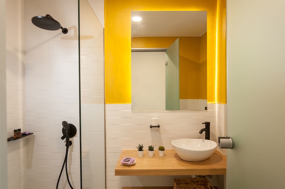 Deluxe Apartment, Terrace, Mountain View (Yellow Apt) photo 3