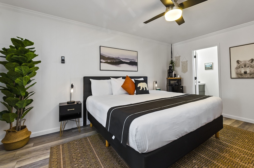 Classic Room, 1 King Bed