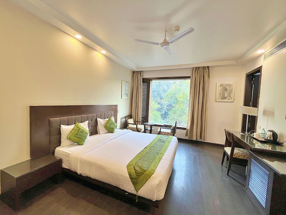 Deluxe Double or Twin Room - Photo 17