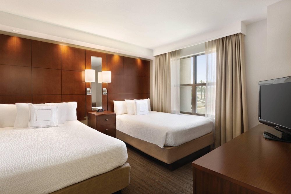Suite, 1 Bedroom (Hearing Accessible)