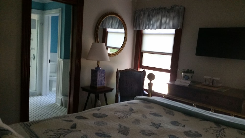 Sunset Room photo 2