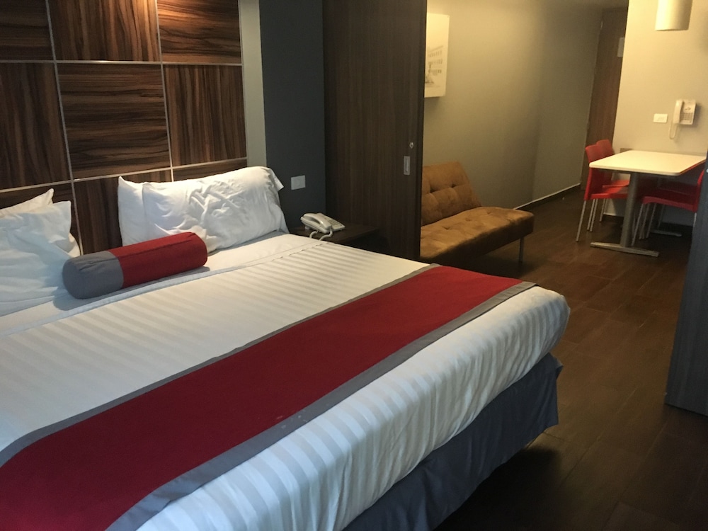 Superior Room, 1 King Bed with Sofa bed, Kitchenette photo 2