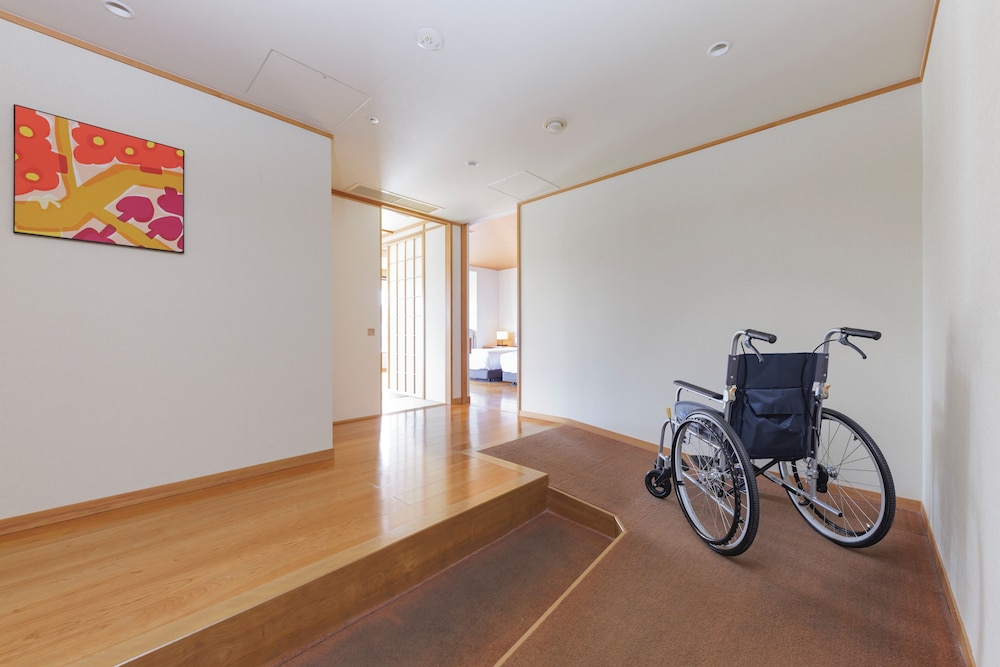 Universal Room with Ocean View - Non-Smoking - Photo 2