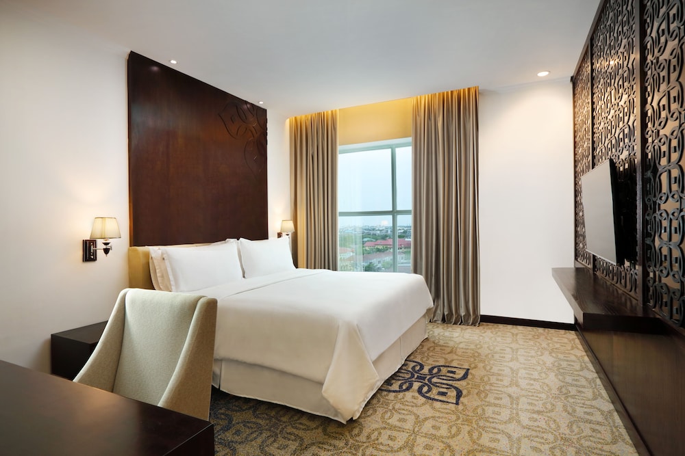 Executive Suite, 1 Bedroom, City View photo 3