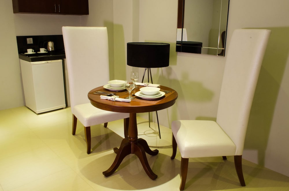 Regal Suite photo 2