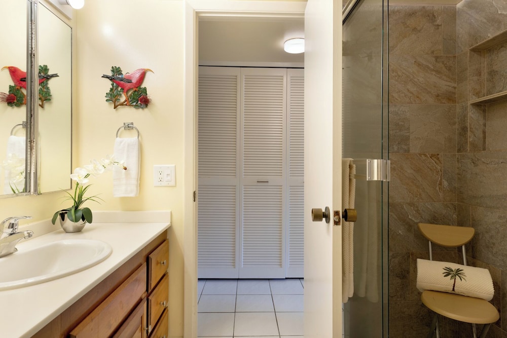 Condo, Multiple Beds, Balcony, Ocean View (White Sands Village 214) photo 3