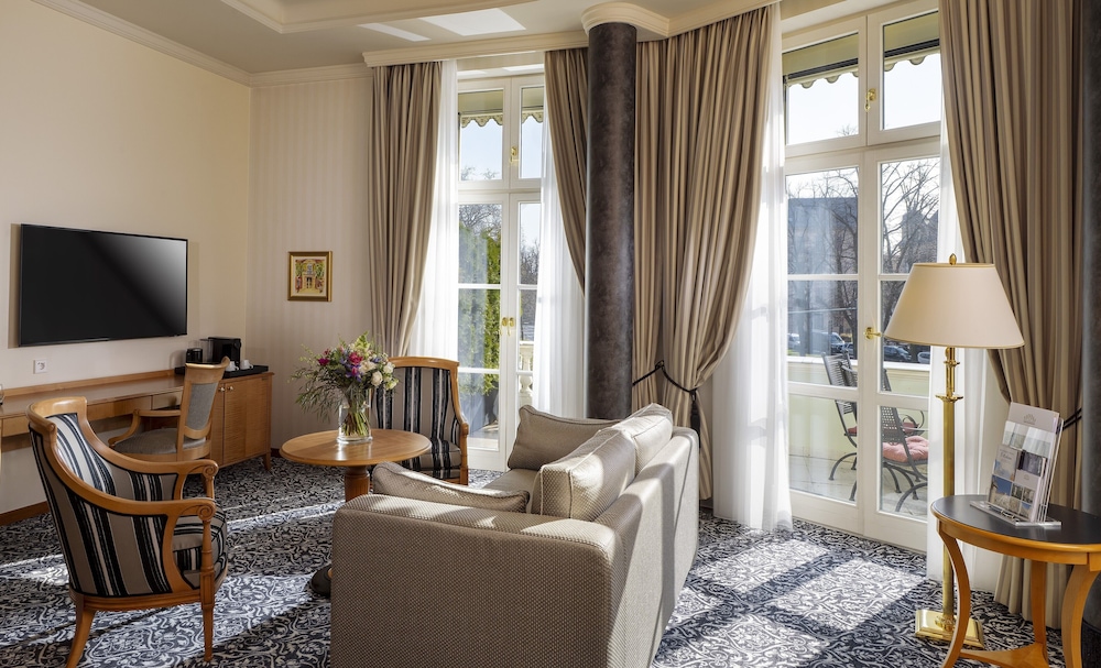 Superior Studio Suite, 1 Bedroom photo 3