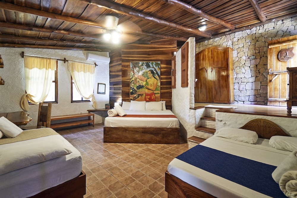 Deluxe Suite, Pool View photo 1