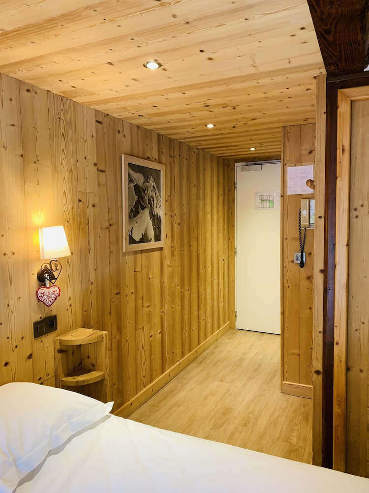 Superior Double Room - Photo 2