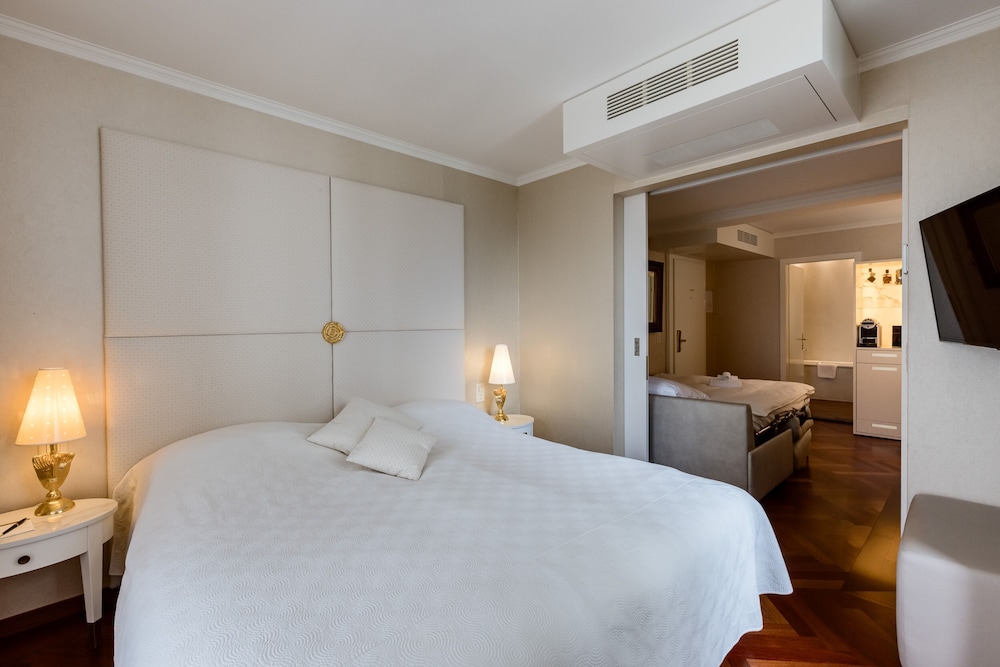 Junior Suite, River View - Photo 4