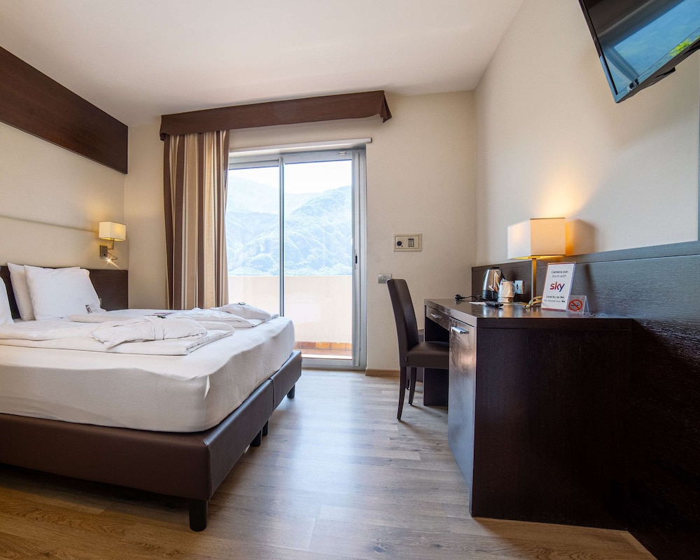 Executive Room, Hot Tub, City View (Spa access)