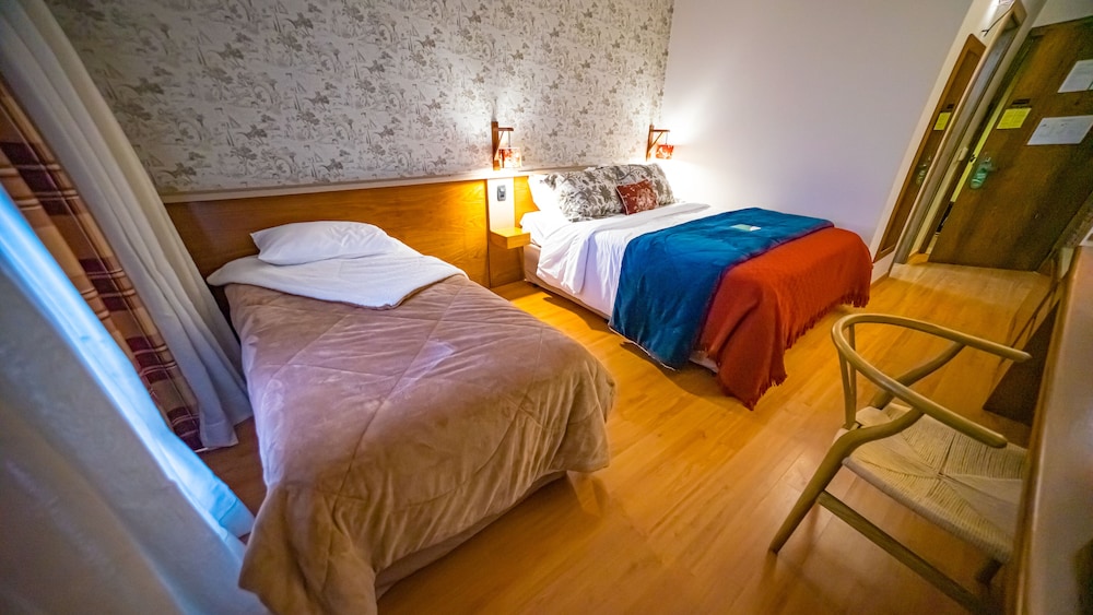 Deluxe Triple Room photo 3