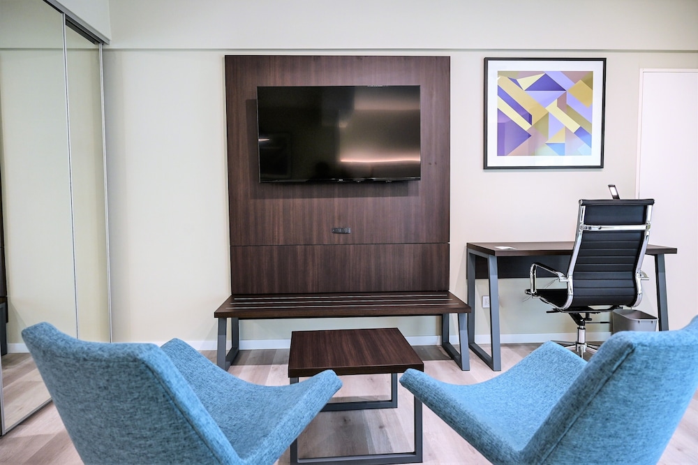 Suite, 1 King Bed