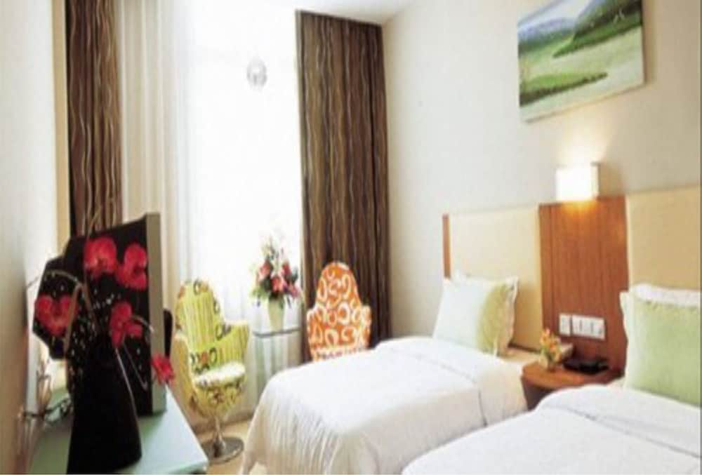 Superior Twin Room - Photo 1