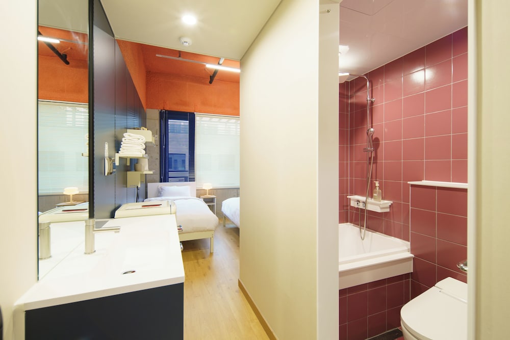 Superior Twin Room - Photo 7