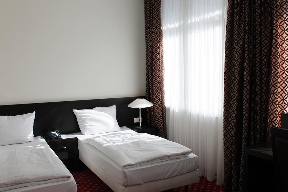 Double or Twin Room photo 1