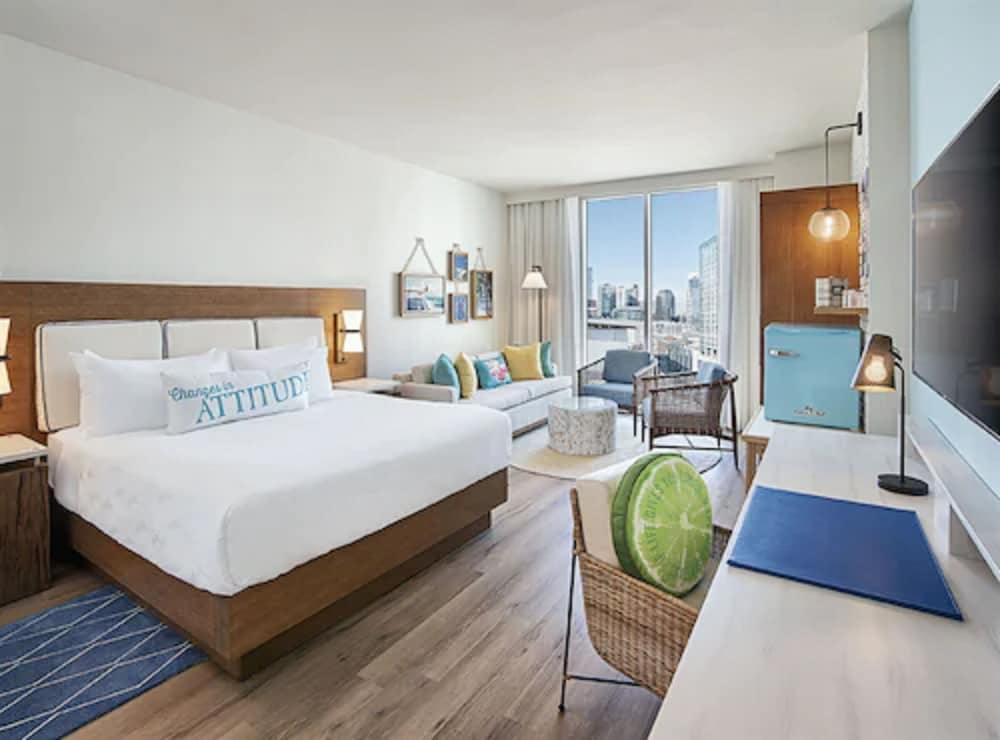 Deluxe Room, Multiple Beds photo 1