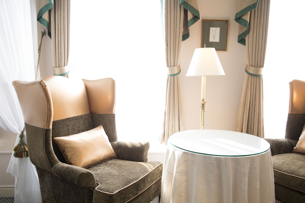 Deluxe Twin Room, Non Smoking (World Finest Breakfast) photo 3