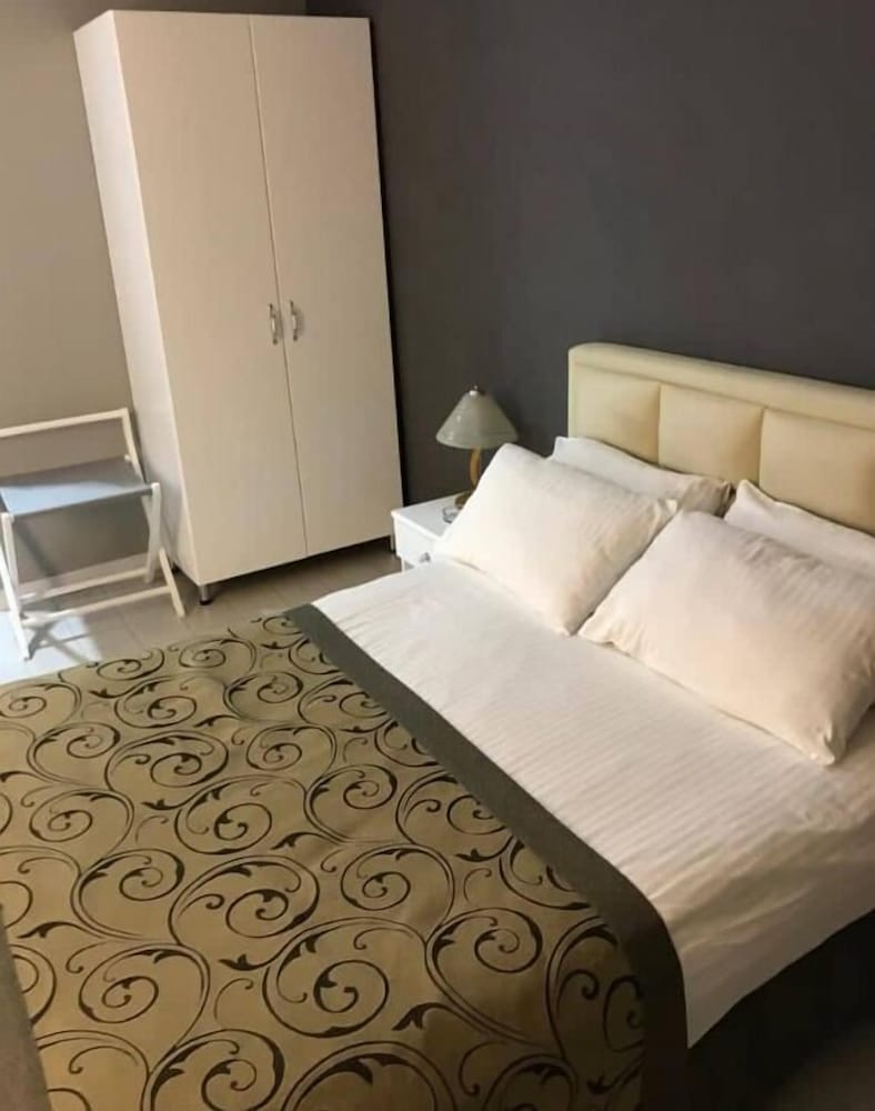 Standard Triple Room photo 3