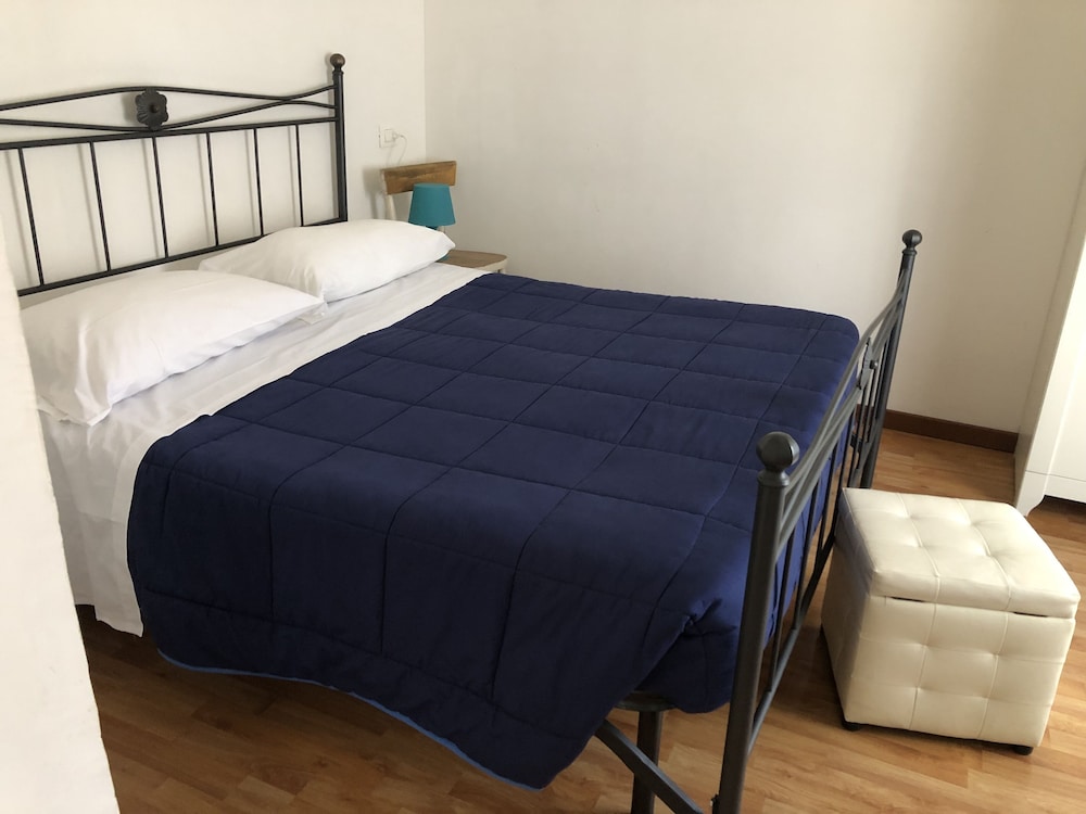 Apartment, 2 Bedrooms (Corso Italia, 108) photo 2