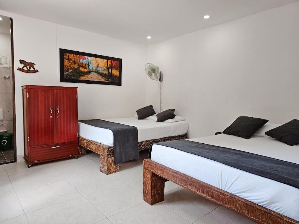 Family Quadruple Room photo 3