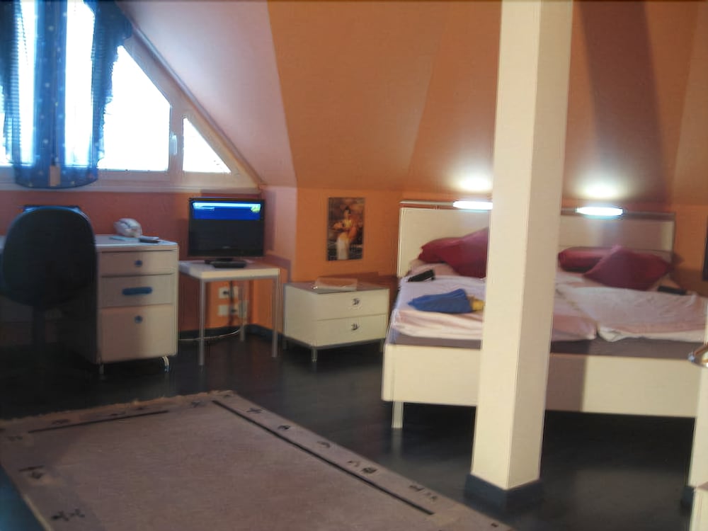 Studio Suite photo 2