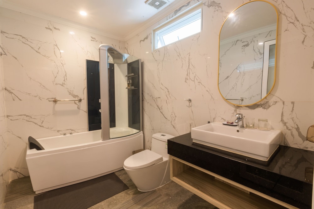 Luxury Villa photo 2