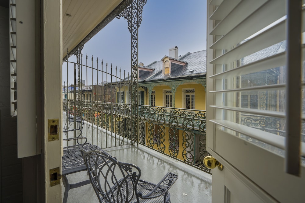 Suite, 1 King Bed, City View (Loft Suite King Bourbon St. With Larg) - Photo 8