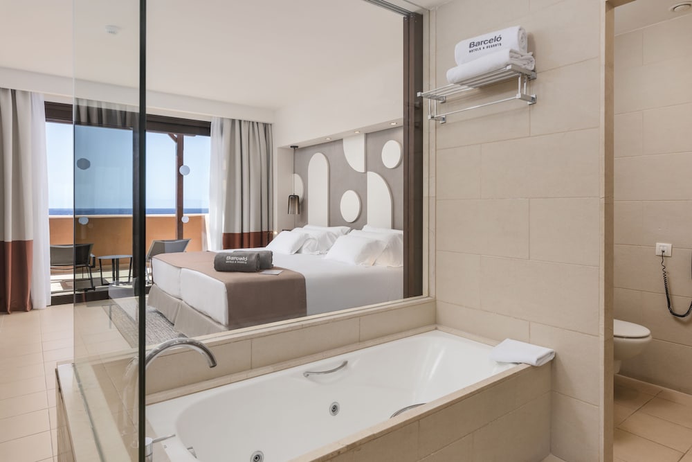 Deluxe Suite, Meerblick (2 adults + 1 child)