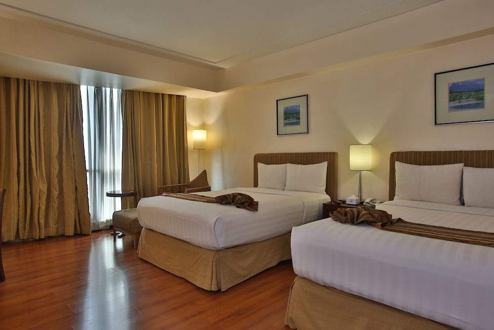 Deluxe Room - Photo 5