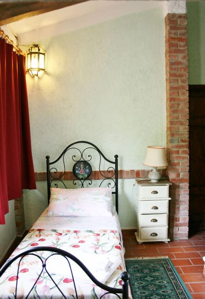 Villa, 4 Bedrooms photo 2