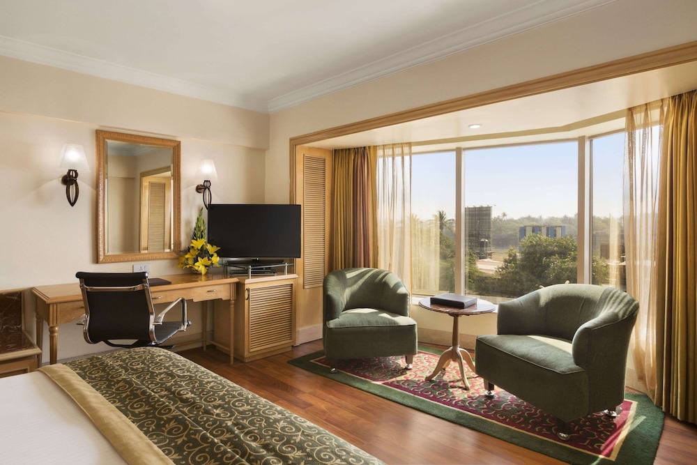 Standard Deluxe Room