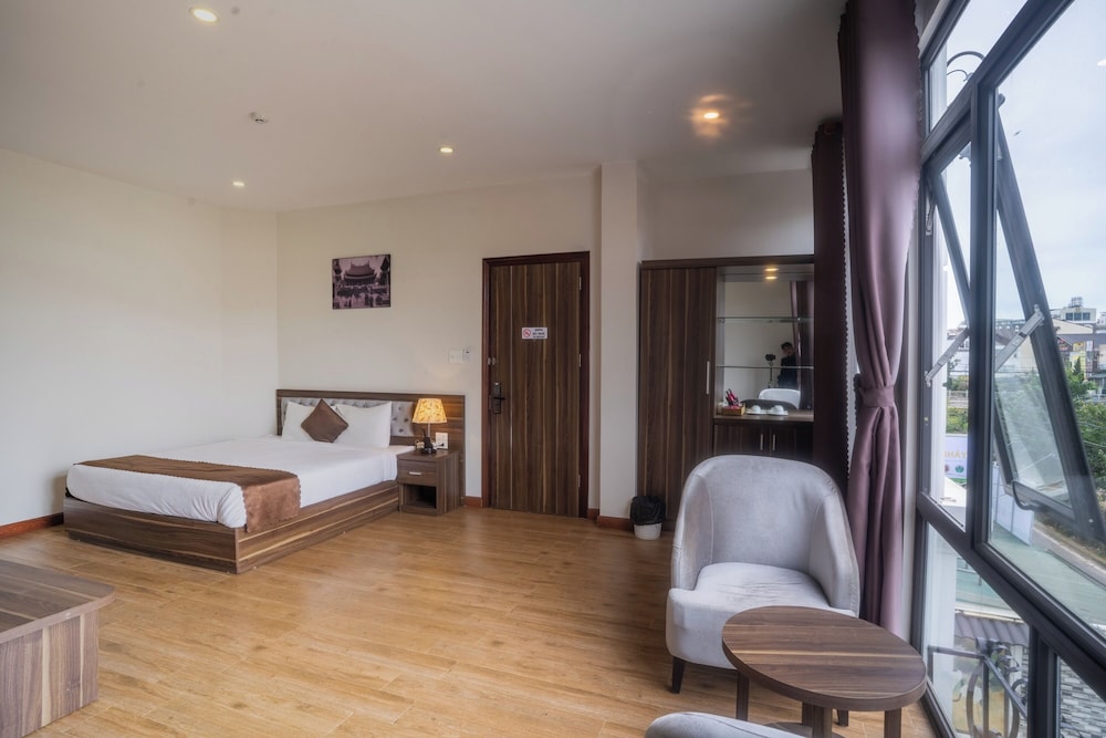 Deluxe Room - Photo 8