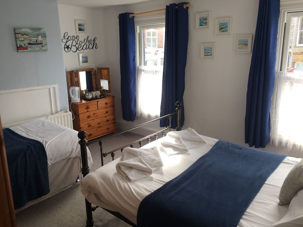 Suite, Ensuite photo 3