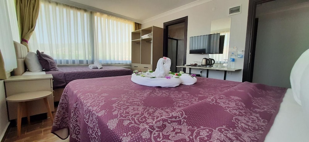 Standard Double Room, Sea View - Photo 1