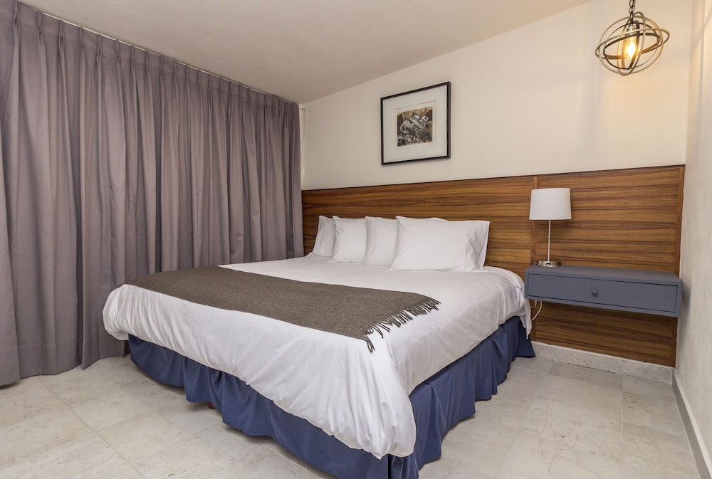 Junior Room