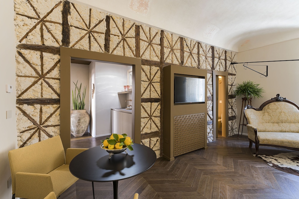 Luxury Apartment photo 1