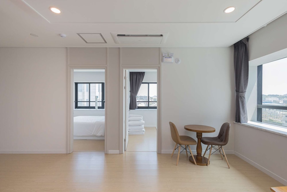 Royal Suite - Photo 14